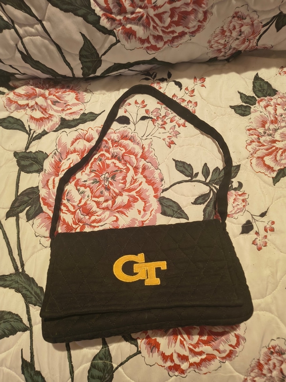 Georgia Tech Yellow Jackets snap closure Hand Makeup Bag Purse GA TECH 10x5x14